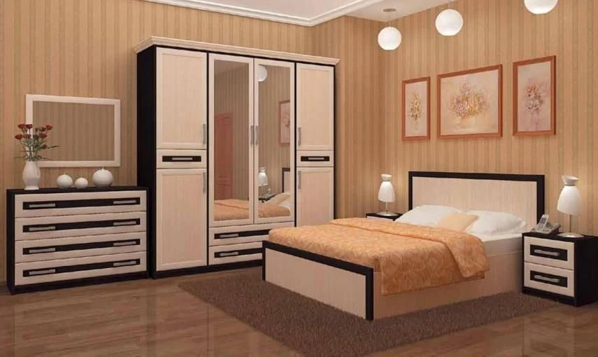 Гарнитур деревянный