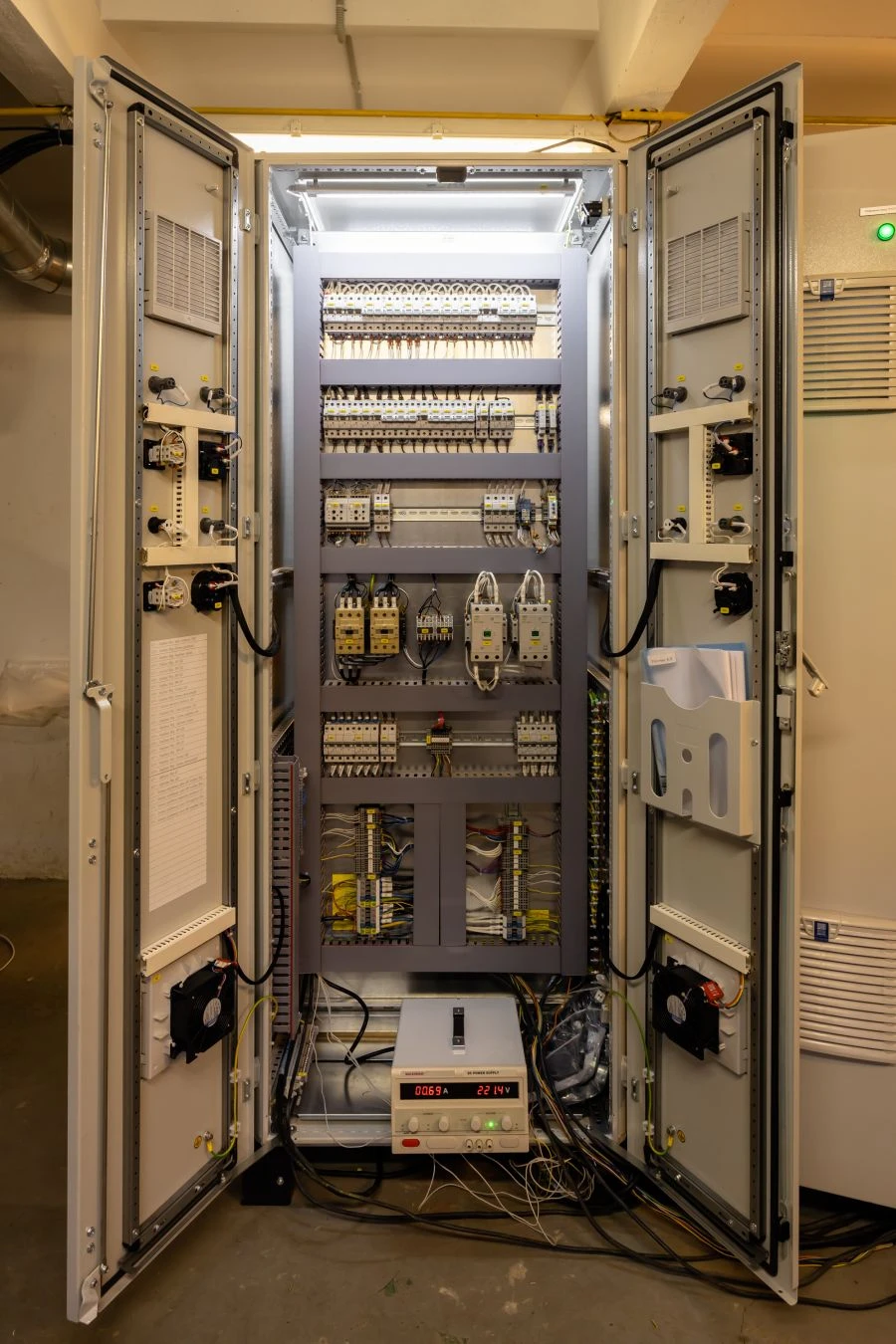 Шкафы программно-технических комплексов ТЕКОН типа ШКА-П