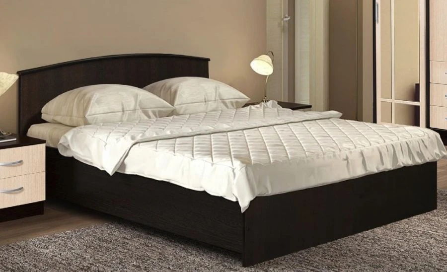 Кровать двухспальная