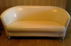 Luxurious Solo Sofa