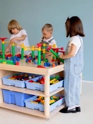 Mobile Educational Gaming Table for Individual and Group Learning