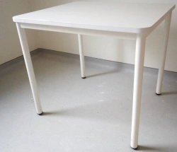 Стол для палатных нужд