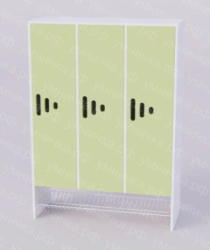 Шкаф трехсекционный